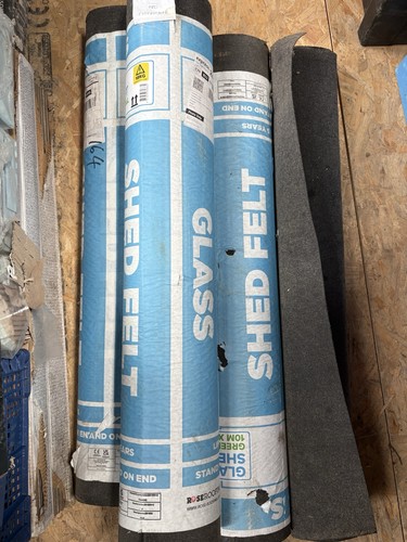Rolls shed felt green - of,
